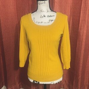 Mustard yellow  I.N.C international concepts 
top (sweater) size L